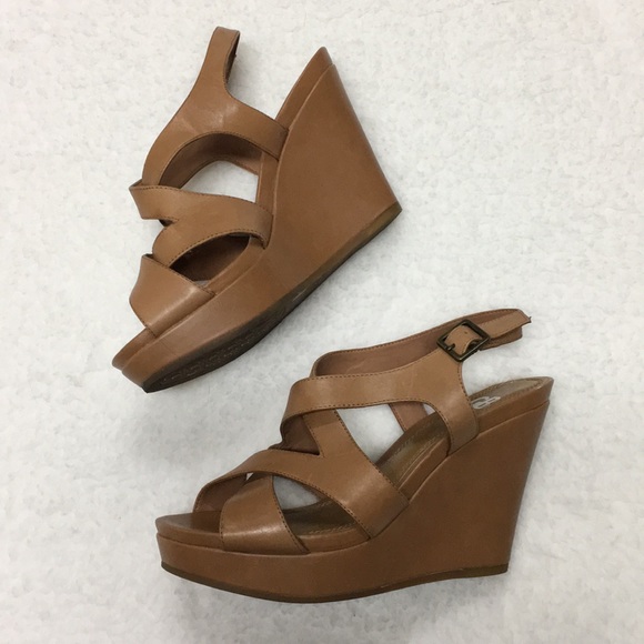Gianni Bini Shoes - Gianni Bini Strappy Nude Wedges Size 8